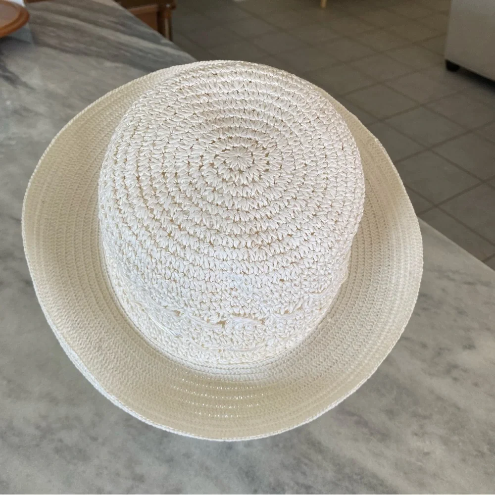 Creamy Winter White Straw Hat Summer Sun Hat Trimmed Ribbon